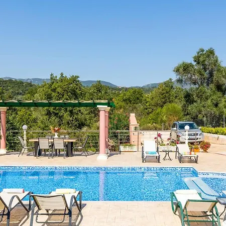 Willa Mirela Megali Dassia (Corfu)