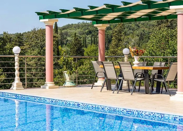 Willa Mirela Megali Dassia (Corfu)