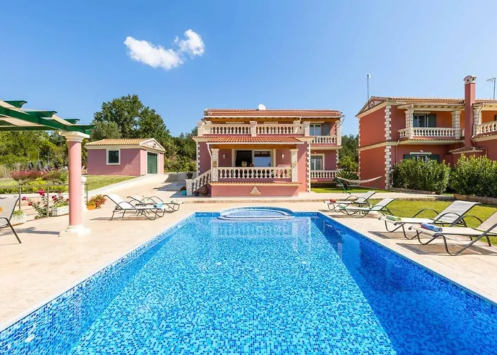 Mirela Megali Willa *