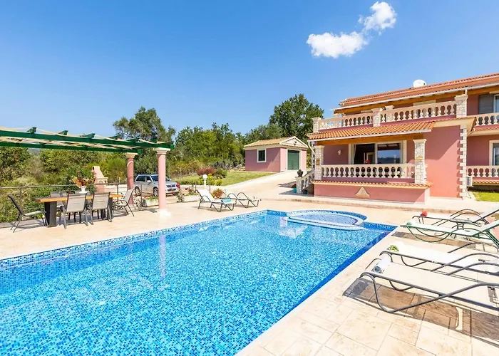 Mirela Megali Willa *